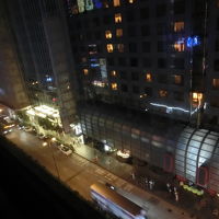 ネイザンロードを見ていると飽きない。