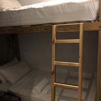 2段ベッドですが、上は使わず、下のみ。