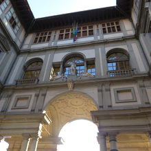 ウッフィツィ美術館