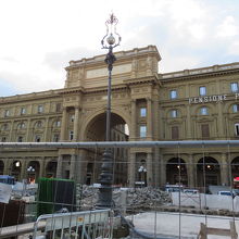 レプッブリカ 広場