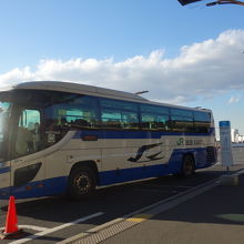 成田第2ターミナルに到着