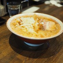 ラーメンこってり、普通盛り