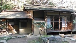 意外と現代的な茶室