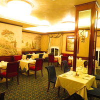 朝食レストラン