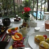 ラナイで朝食