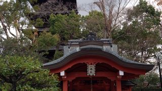 東寺より古くからある地主神