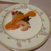 えびと白身魚のワイン蒸し