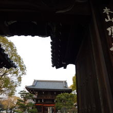 仁王門道りから