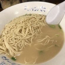 食べかけなので、写真がわるめです