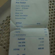 こんな感じで各国通貨で支払えます　660ペソは約1915円！