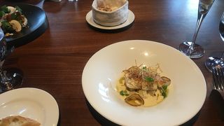 お洒落なフレンチレストラン