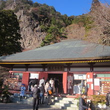 鳳来寺本堂の様子