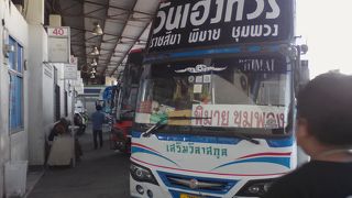 ピマーイへのバス