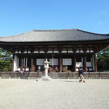 五重塔のとなり