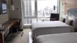 ルネッサンス ニューヨーク ミッドタウン ホテル ア マリオット ラグジュアリー＆ライフスタイル ホテル