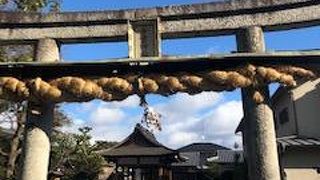 小さな神社でした