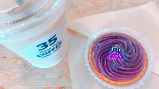 パブロも持ち込める親切なカフェ