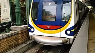 (MTR迪士尼)夢の国は電車から始まっています。 )