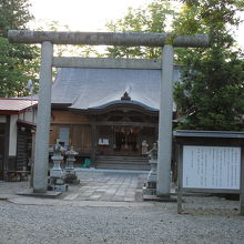 八幡秋田神社の鳥居