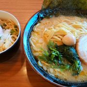 濃厚とんこつラーメン