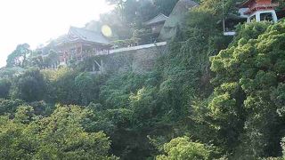 ロープウェイは上を通過･･･