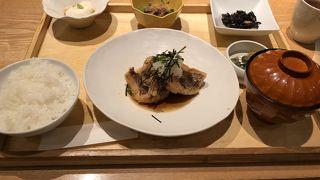 お洒落な和食屋