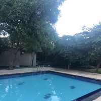 ホテルのプール