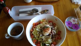 静かで落ち着いたカフェ （スナヤマカフェ）