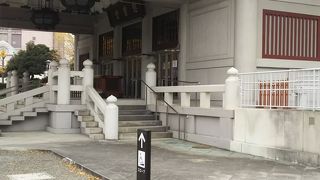 たくさんの方々が眠る