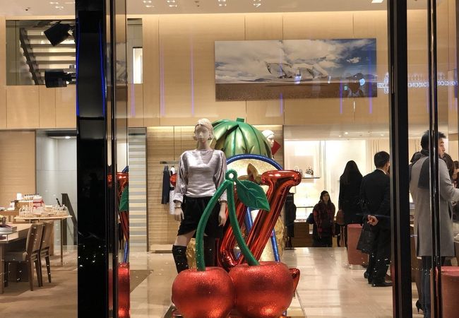 ルイ ヴィトン 表参道店 クチコミ アクセス 営業時間 表参道 フォートラベル ルイ ヴィトン 表参道店 クチコミ アクセス 営業時間 表参道 フォートラベル