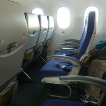 他の座席も、比較的広いようで、ゆったりとしている感じです。