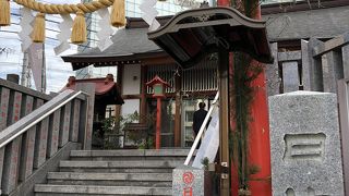 小さな神社
