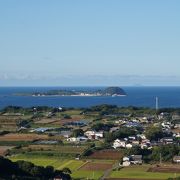 風光明媚な島