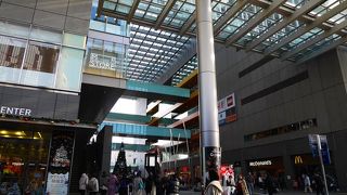 二子玉川駅前の大きなショッピングモール