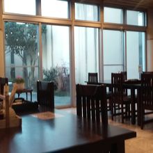 館内のレストラン。