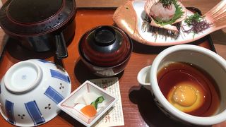 空港に新しい食事処が