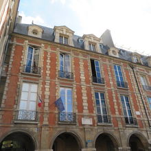 ここにあります