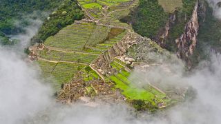 マチュピチュ遺跡の全景を一望できる神秘の山♪