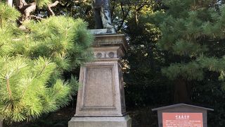 なぜか軍神の像