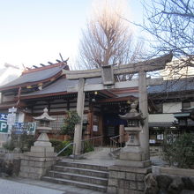 幹線道路側入口の様子