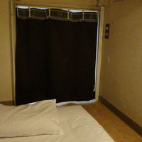 何ともお粗末なつくりでしょう！しかも埃もちょっとあった。