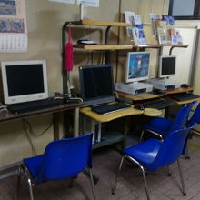 パソコンなど完備されてますが場所が寒くって使う気になれん！