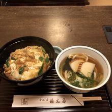 きつね丼とうどんのセット、美味しい