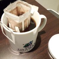 コーヒー近くのお店で買った鯛焼きと一緒に美味しく頂きました。