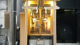 小さな神社です