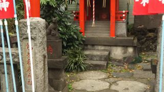 芭蕉稲荷神社のなかに