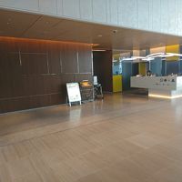 朝食ビュッフェのクーカ。美味しいが何か物足りない。