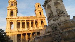 非常に巨大です