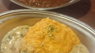 期間限定のクリームシチュー&オムライス