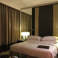 大きなベッドで、ゆったり。